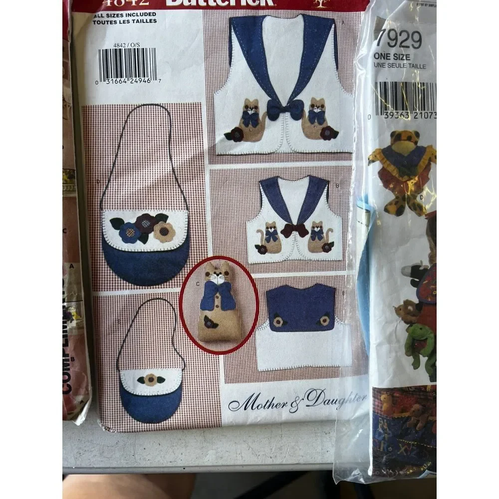 Lot Of Vintage Craft Patterns‎ Simplicity Vogue Butterick McCall